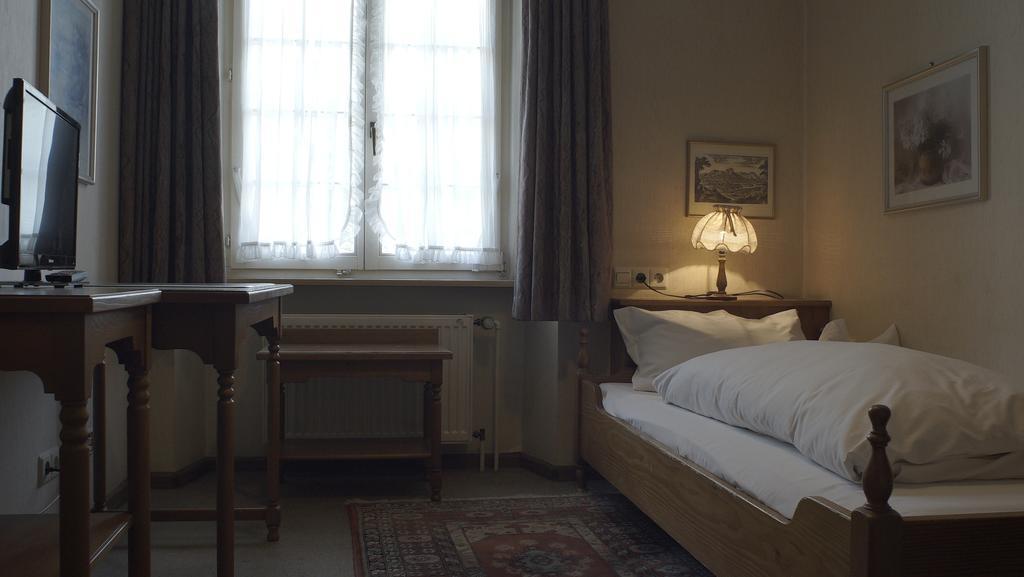 Faehrhaus Hotel Waldshut-Tiengen Phòng bức ảnh